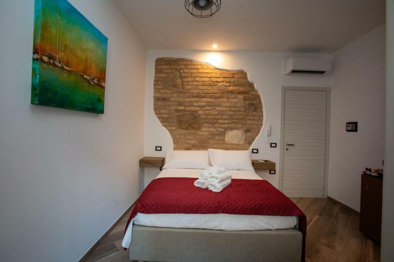 Al 54 Accommodation San Benedetto del Tronto Exterior foto